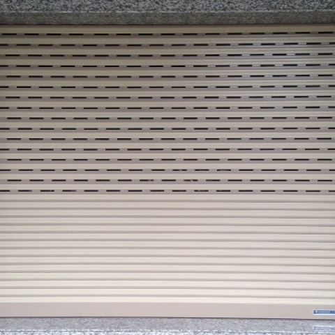 Lợi ích khi dùng cửa cuốn