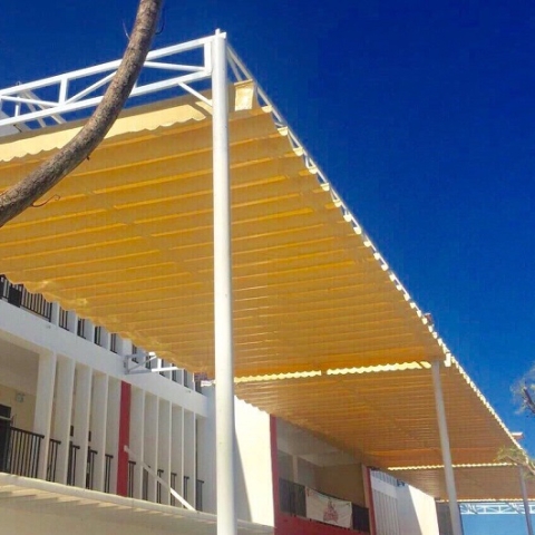 Những lợi ích khi dùng mái bạt kéo