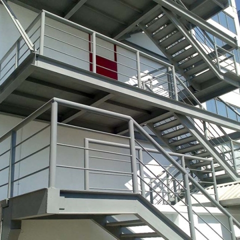 Tiêu chuẩn thiết kế thang thoát hiểm đầy đủ nhất