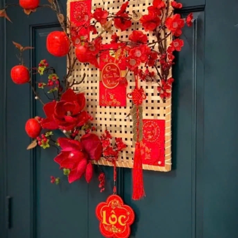 Phong Thủy Trang Trí Nhà Cửa Ngày Tết: Bí Quyết Rước Tài Lộc Vào Nhà