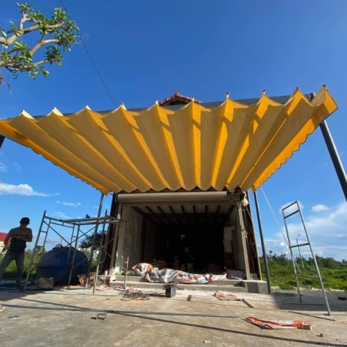                                                  Mái bạt kéo                                              